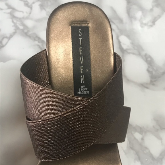 STEVEN by Steve Madden Bronze Strap Cork Wedges - Picture 5 of 6